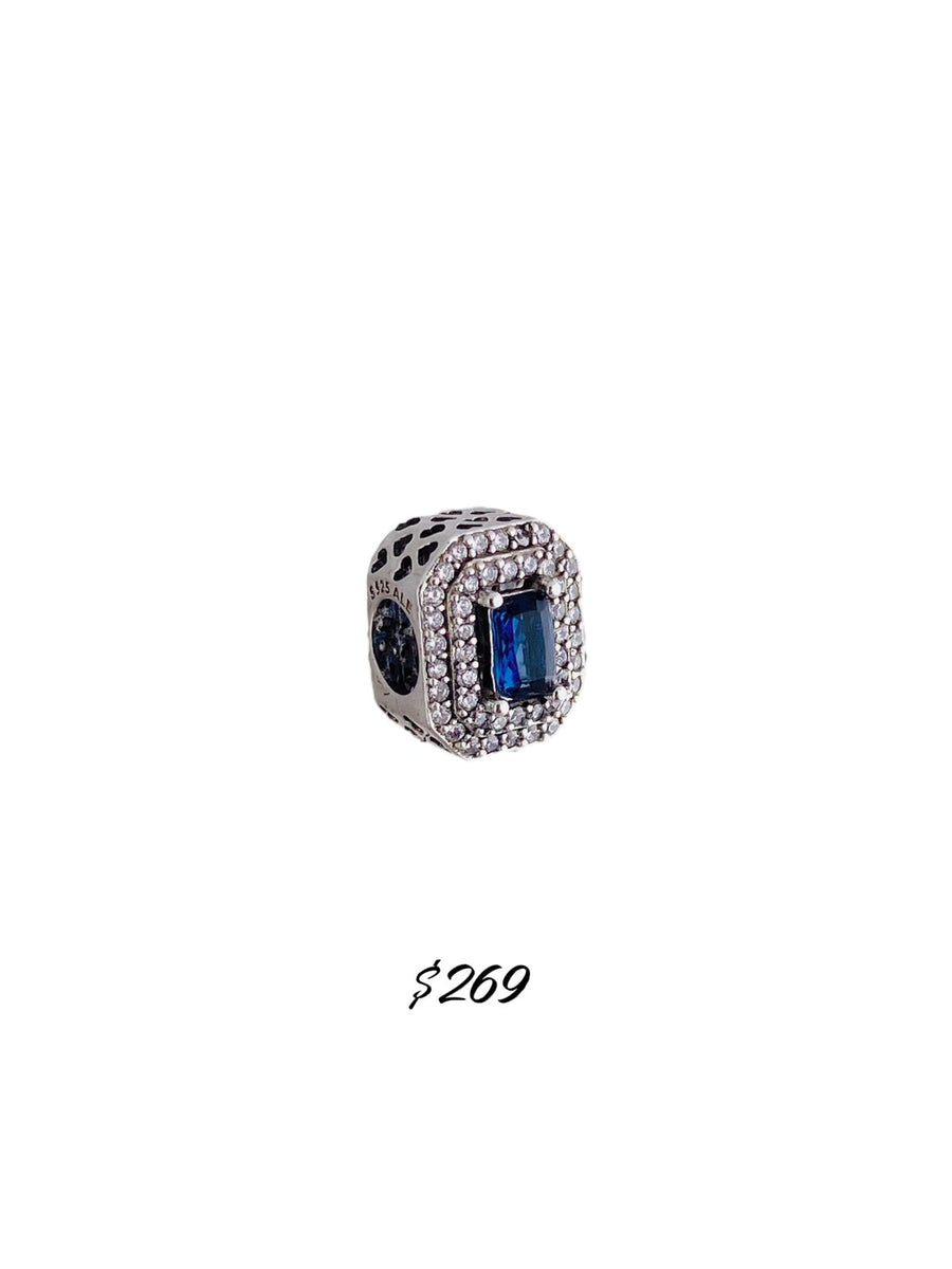 Charm Halo Cuadrado Azul y Brillos